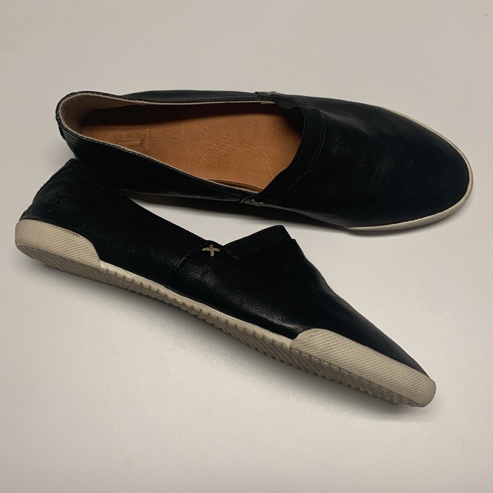 Frye Melanie Slip-On Sneaker (Black) - Picture 4 of 16